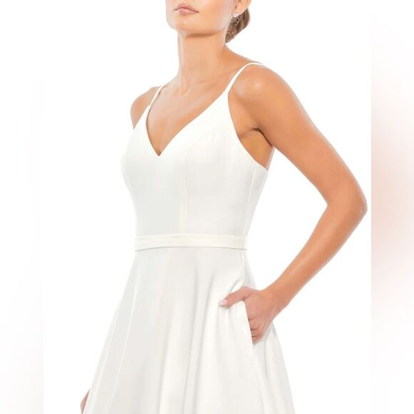 Mac Duggal | 48855 Classic A Line V Neck Ballgown NEW Size 10 Wedding Worthy! - Picture 4 of 11